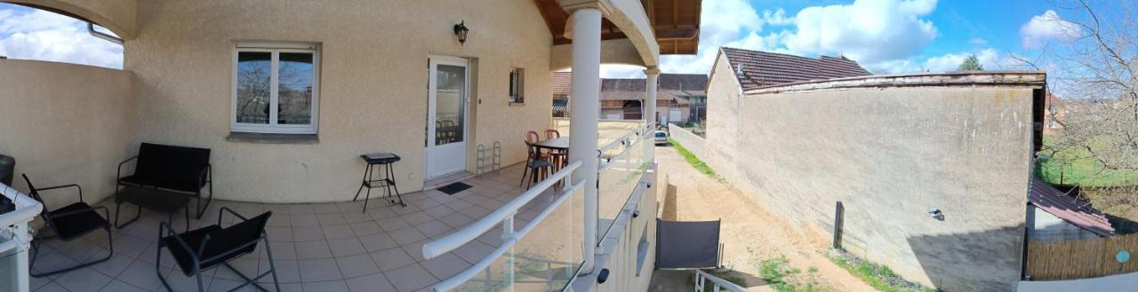 Appartement Dans Notre Maison Domessin المظهر الخارجي الصورة
