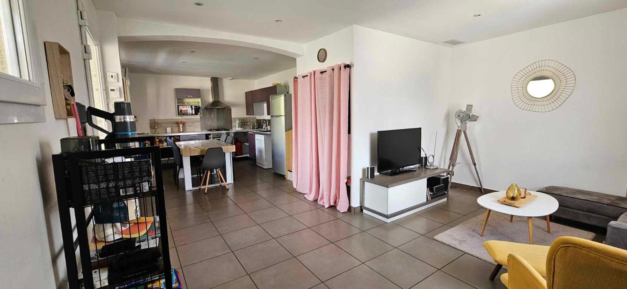 Appartement Dans Notre Maison Domessin المظهر الخارجي الصورة